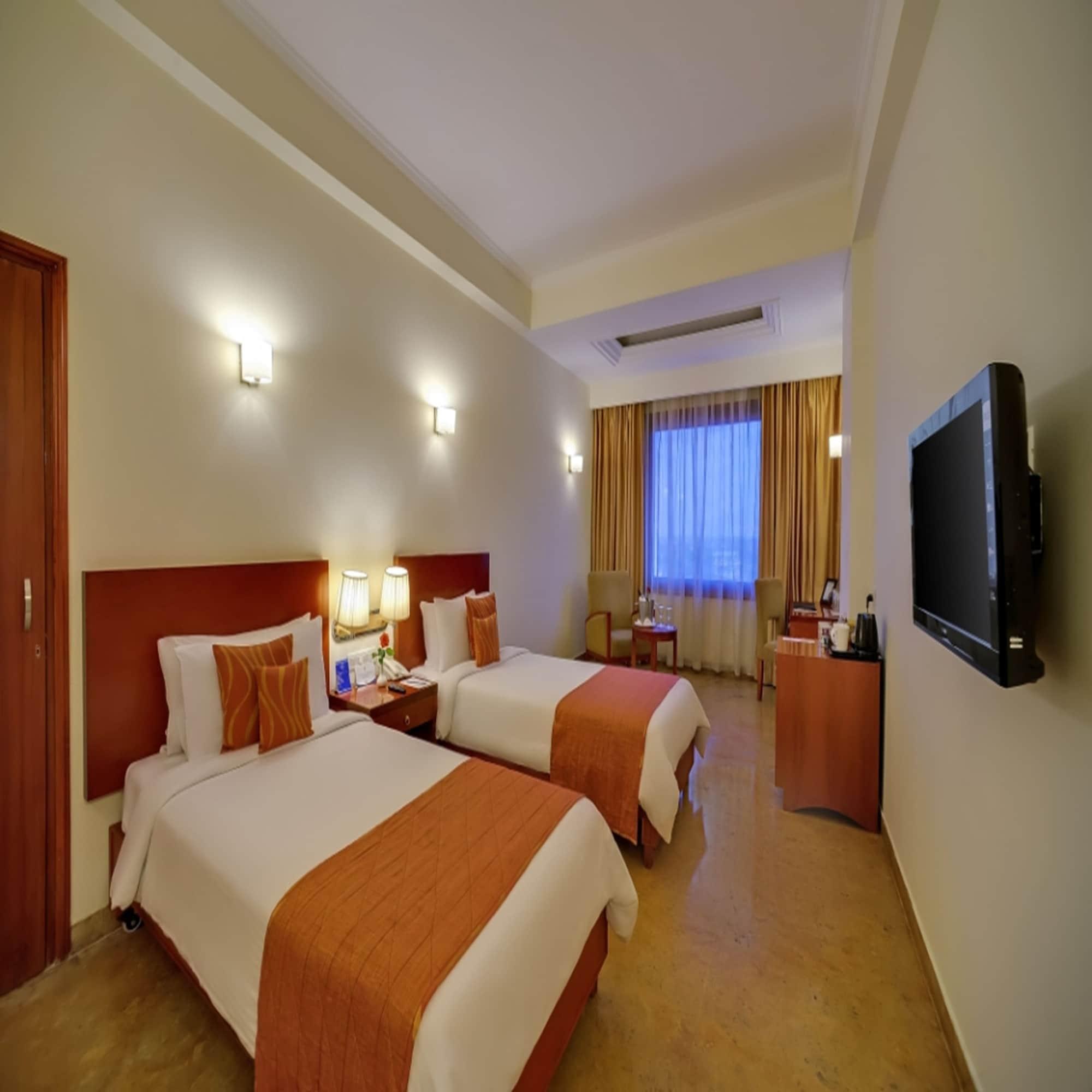 Hotel The Royal Plaza Gangtok Exterior foto